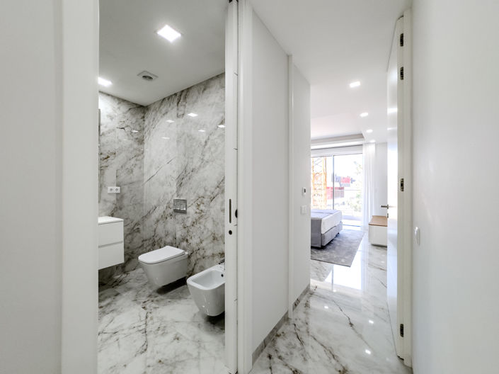 Image No.10-3 Bed Apartment for sale