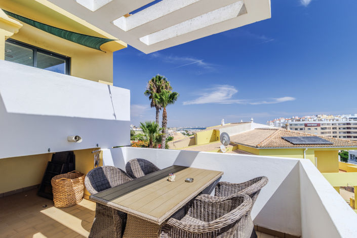 Image No.16-7 Bed Villa for sale