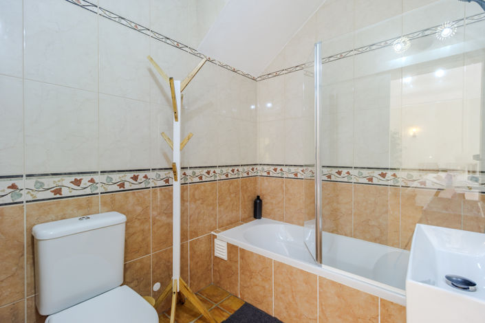 Image No.24-7 Bed Villa for sale