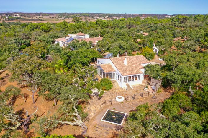 Image No.52-8 Bed Villa for sale