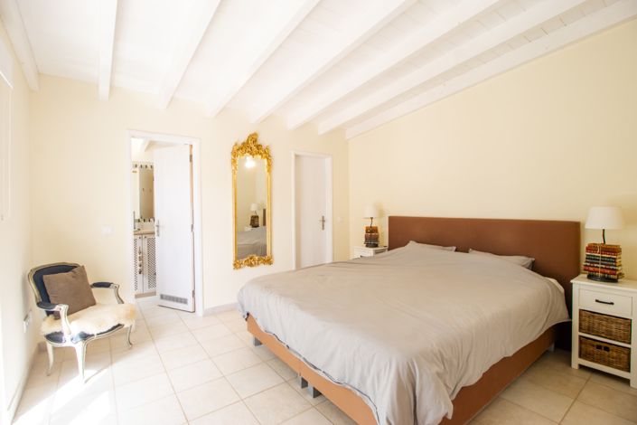 Image No.59-8 Bed Villa for sale