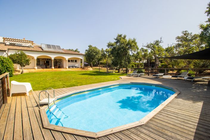 Image No.9-8 Bed Villa for sale