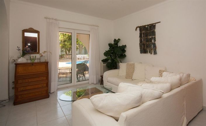 Image No.11-5 Bed Villa for sale