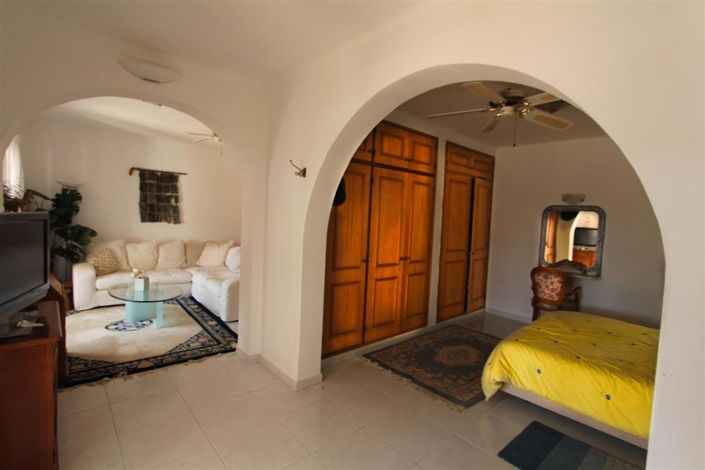 Image No.12-5 Bed Villa for sale