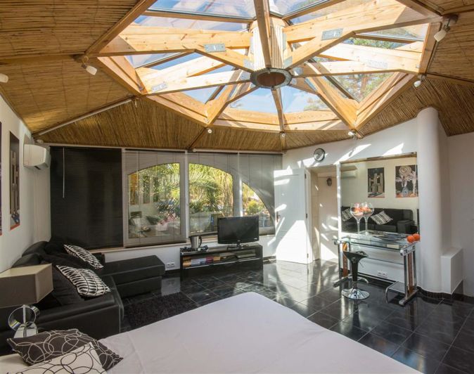 Image No.17-5 Bed Villa for sale