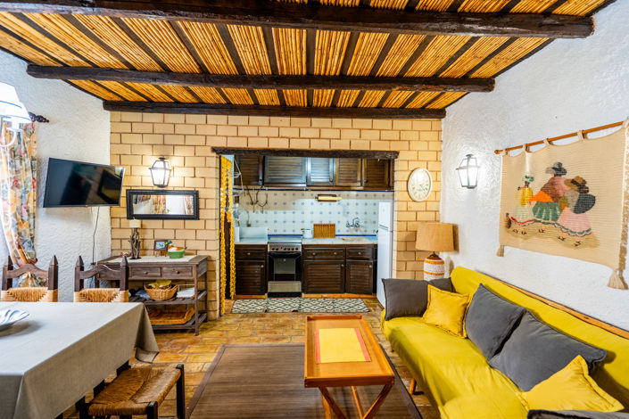 Image No.14-3 Bed Townhouse for sale