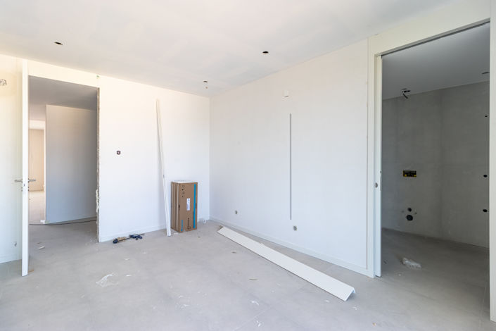 Image No.14-2 Bed Apartment for sale