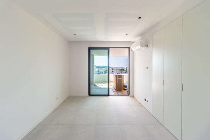 Image No.15-2 Bed Apartment for sale