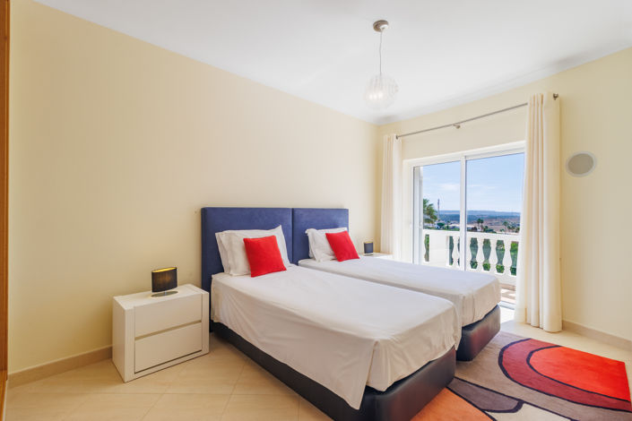 Image No.36-5 Bed Villa for sale