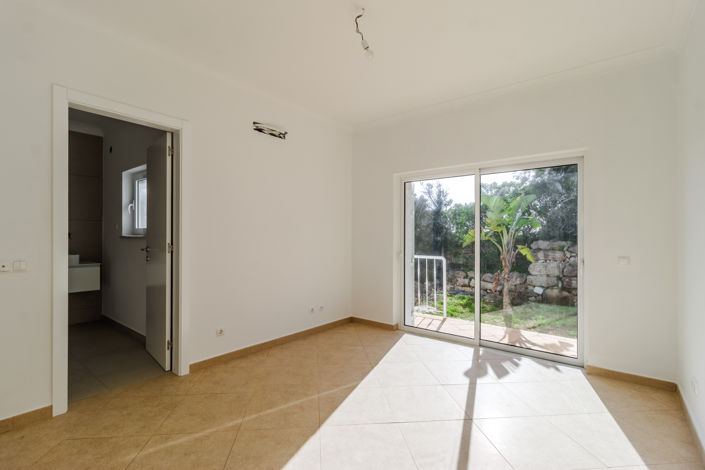 Image No.10-4 Bed Villa for sale