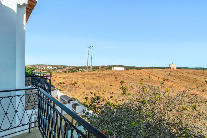 Image No.10-3 Bed Townhouse for sale