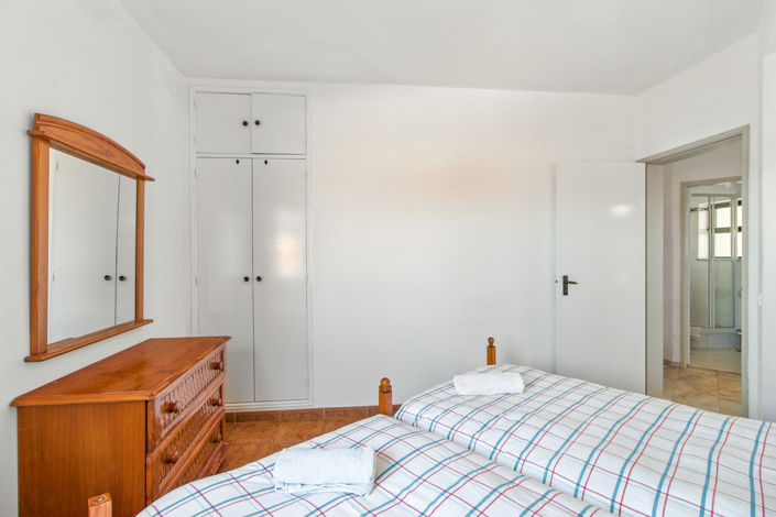 Image No.28-3 Bed Townhouse for sale