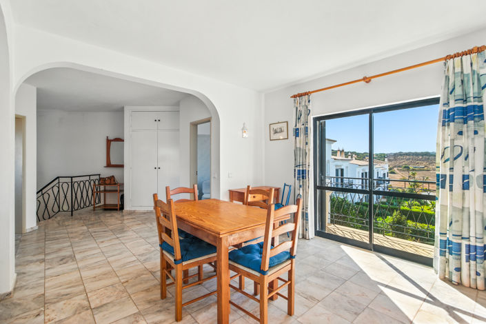 Image No.4-3 Bed Townhouse for sale