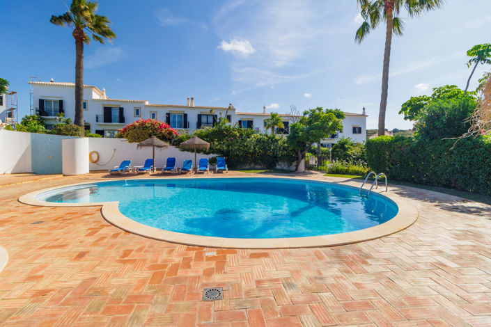 Image No.40-3 Bed Townhouse for sale