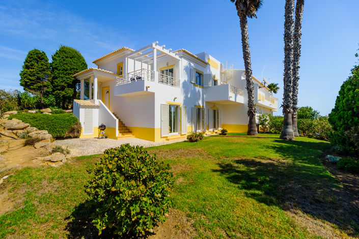 Image No.1-3 Bed Townhouse for sale