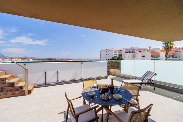 Image No.65-3 Bed Villa for sale