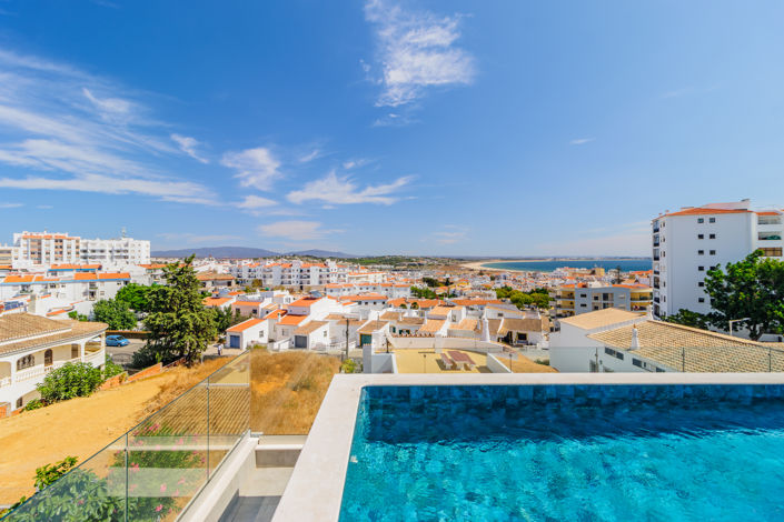 Image No.71-3 Bed Villa for sale