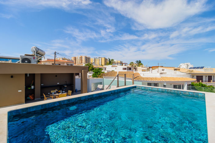 Image No.73-3 Bed Villa for sale