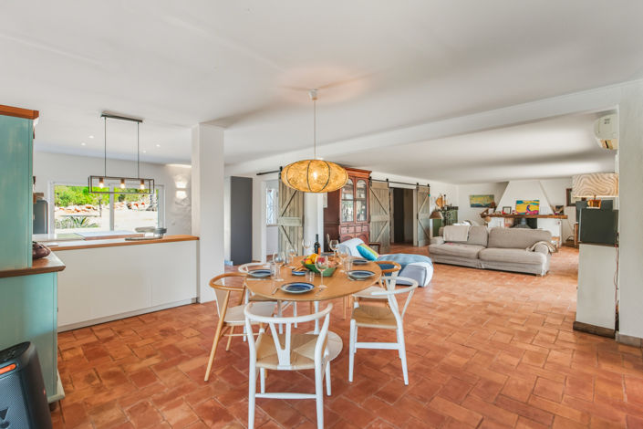 Image No.14-5 Bed Villa for sale