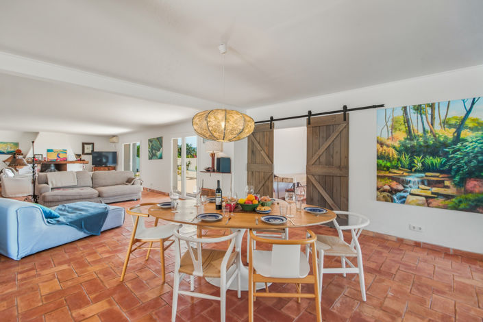 Image No.15-5 Bed Villa for sale