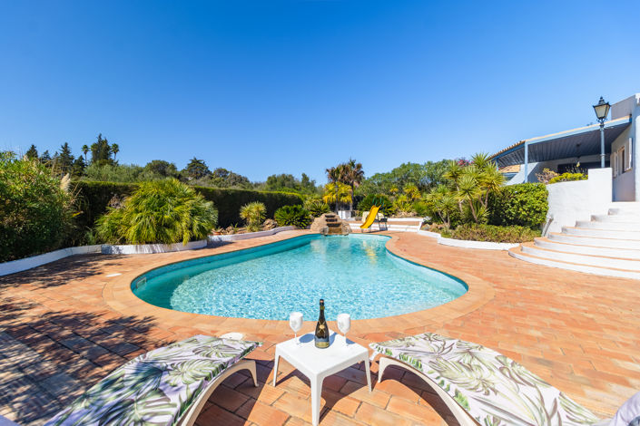 Image No.3-5 Bed Villa for sale