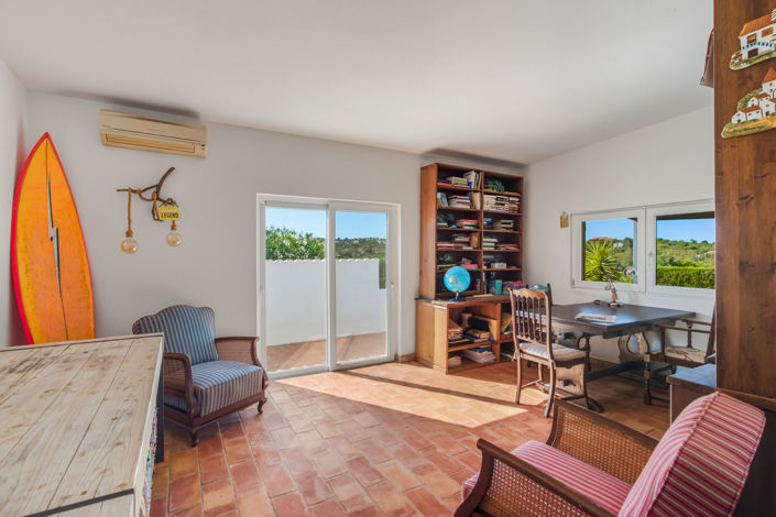 Image No.26-5 Bed Villa for sale