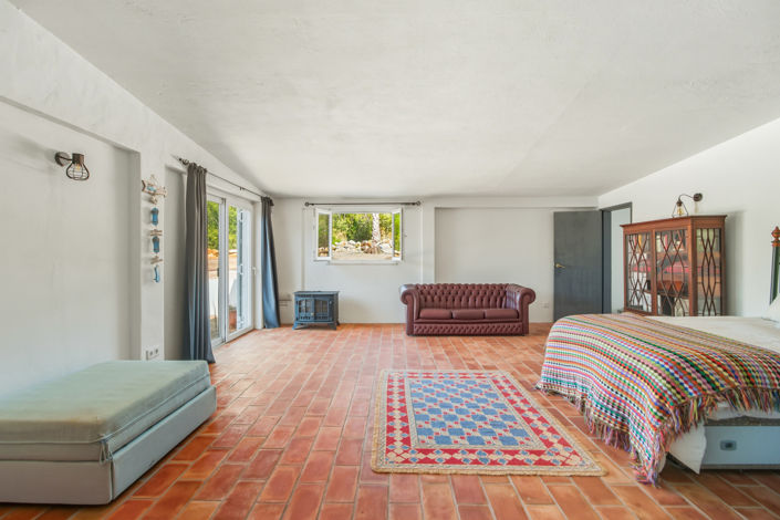 Image No.33-5 Bed Villa for sale