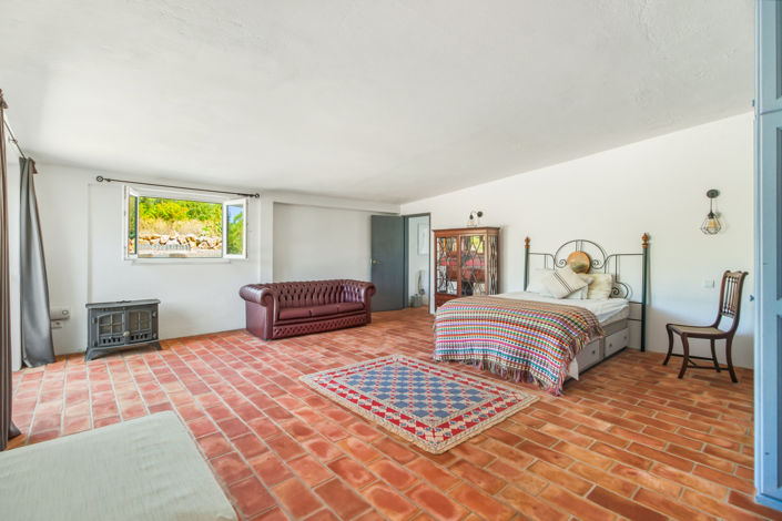 Image No.34-5 Bed Villa for sale