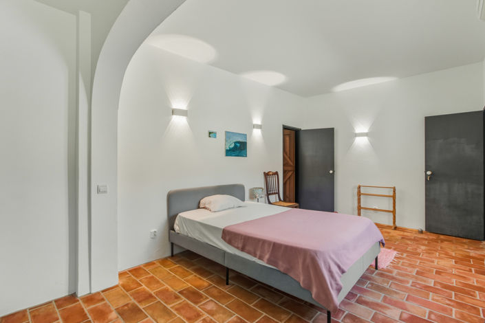 Image No.42-5 Bed Villa for sale