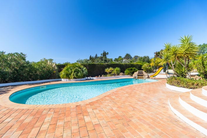 Image No.65-5 Bed Villa for sale