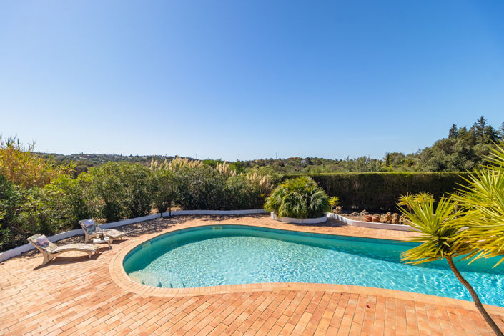 Image No.70-5 Bed Villa for sale