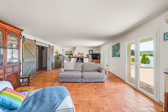 Image No.8-5 Bed Villa for sale