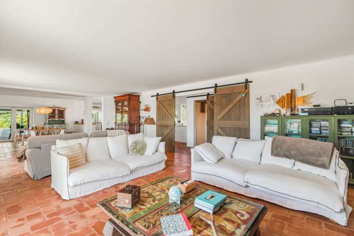 Image No.9-5 Bed Villa for sale