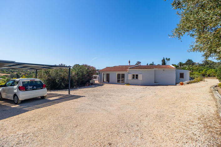 Image No.99-5 Bed Villa for sale