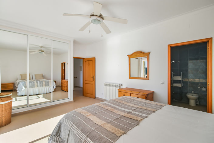 Image No.31-3 Bed Villa for sale