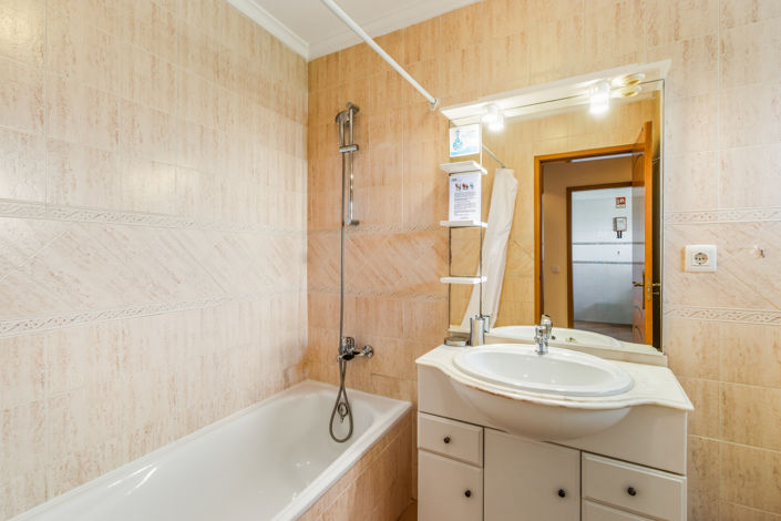 Image No.17-1 Bed Apartment for sale