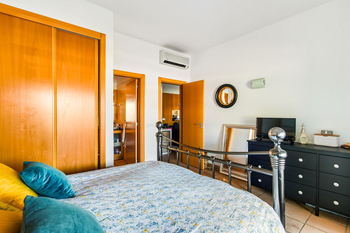 Image No.17-2 Bed Apartment for sale