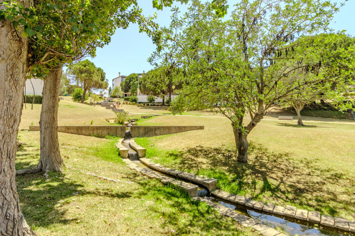 Image No.27-2 Bed Apartment for sale