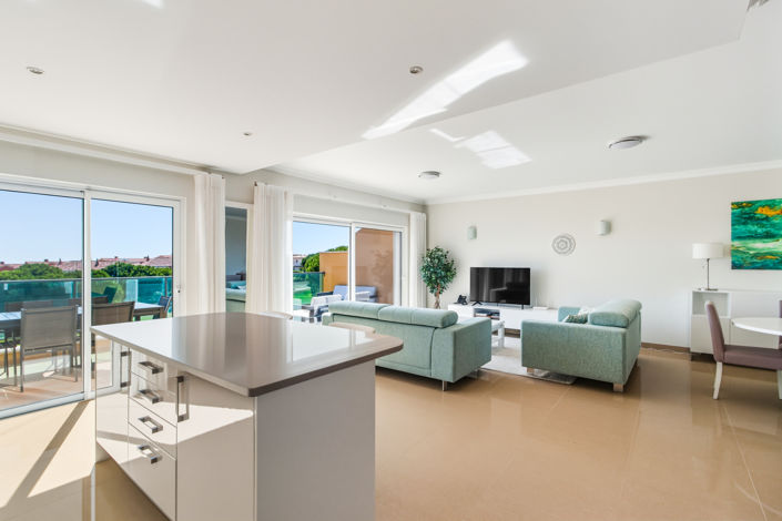 Image No.12-2 Bed Apartment for sale