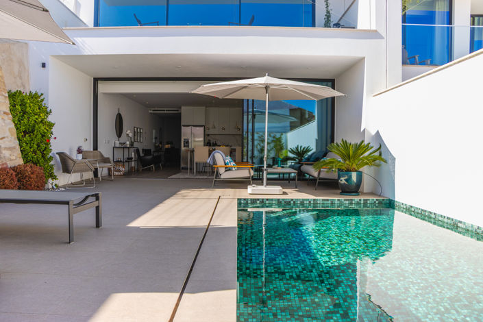 Image No.2-3 Bed Villa for sale