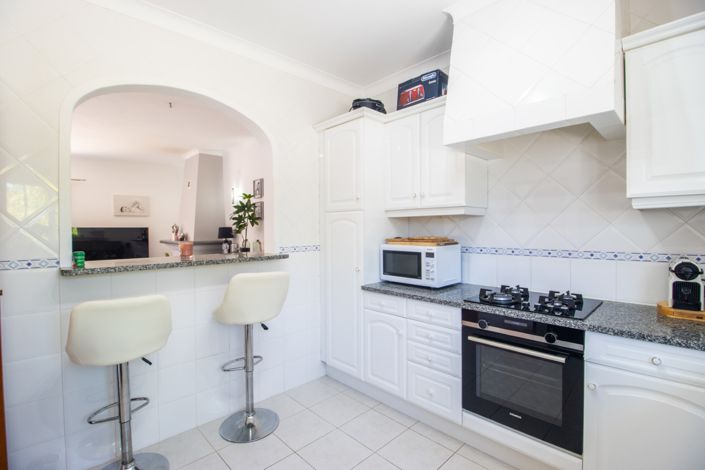 Image No.16-3 Bed Townhouse for sale