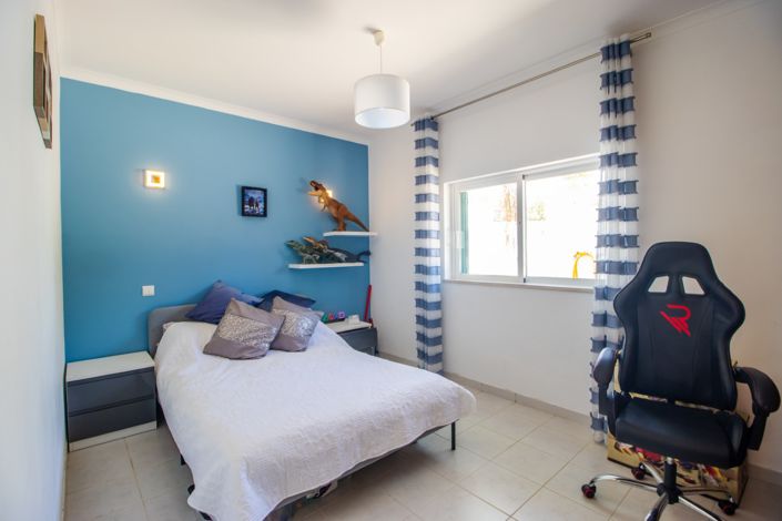 Image No.30-3 Bed Townhouse for sale