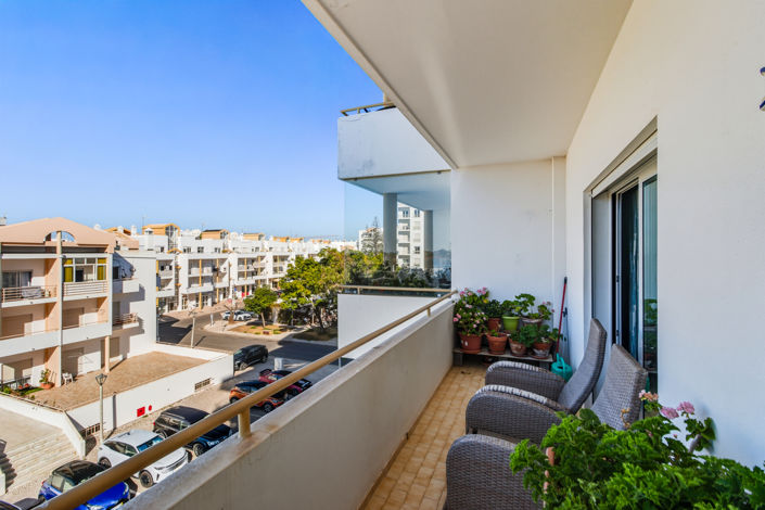 Image No.17-3 Bed Apartment for sale