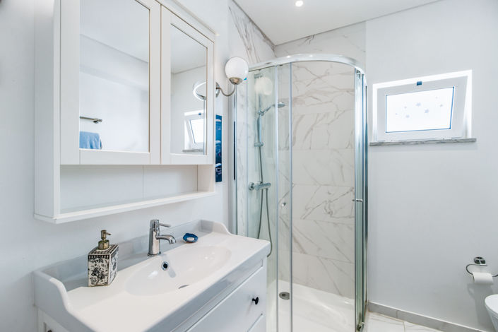 Image No.21-3 Bed Apartment for sale