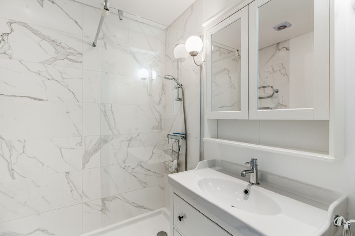 Image No.24-3 Bed Apartment for sale