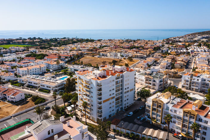 Image No.40-3 Bed Apartment for sale