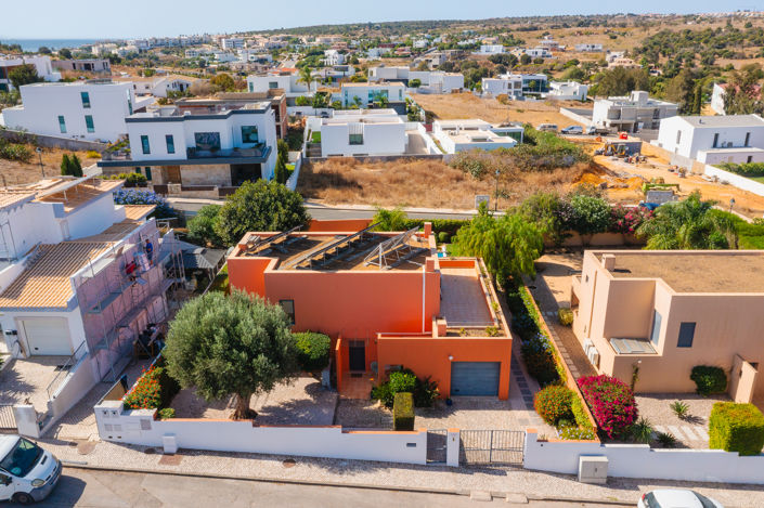 Image No.72-3 Bed Villa for sale