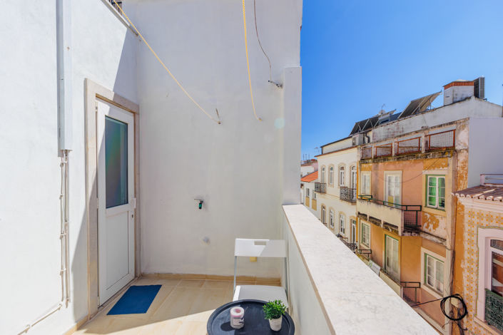 Image No.2-2 Bed Townhouse for sale