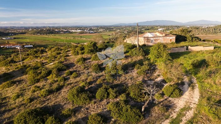 Image No.20-Terre de 28 chambres à vendre à Lagos