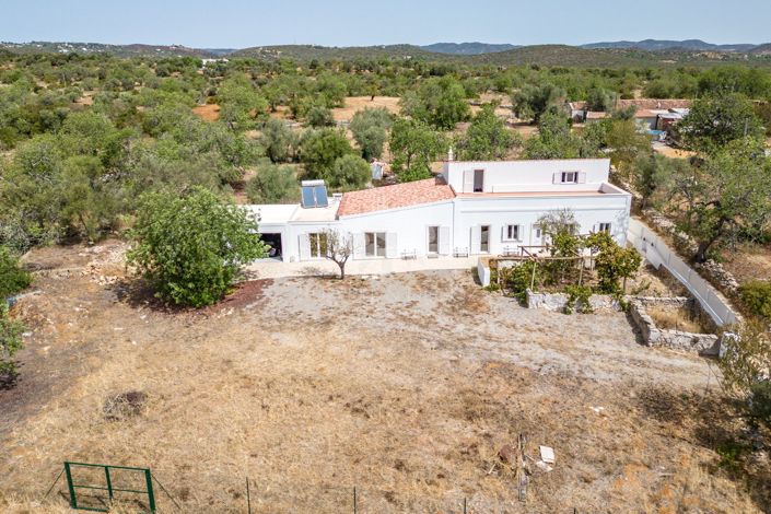 Image No.2-3 Bed Farmhouse for sale